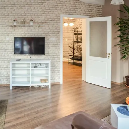 Host Housee Angel's -2 Bedroom, 2 Bathroom In Centre Apartment Sofia