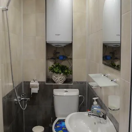 Host Housee Angel's -2 Bedroom, 2 Bathroom In Centre Appartamento