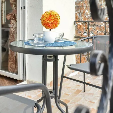 Host Housee Angel's -2 Bedroom, 2 Bathroom In Centre * Sofia