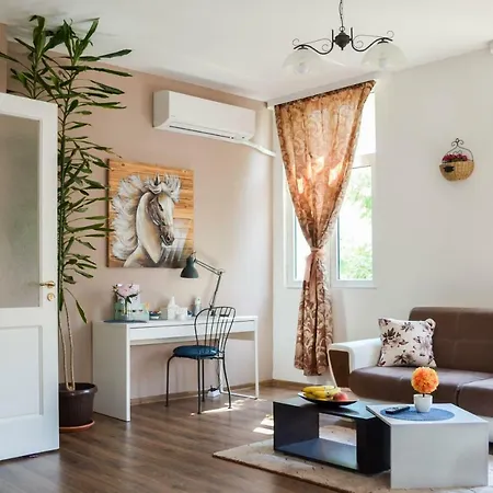 Appartamento Host Housee Angel's -2 Bedroom, 2 Bathroom In Centre
